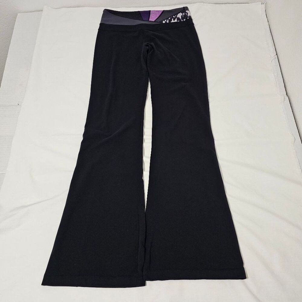 Lululemon Athletica Reversible Groove Flare Leggings Women's Black Size 6 - Picture 2 of 8